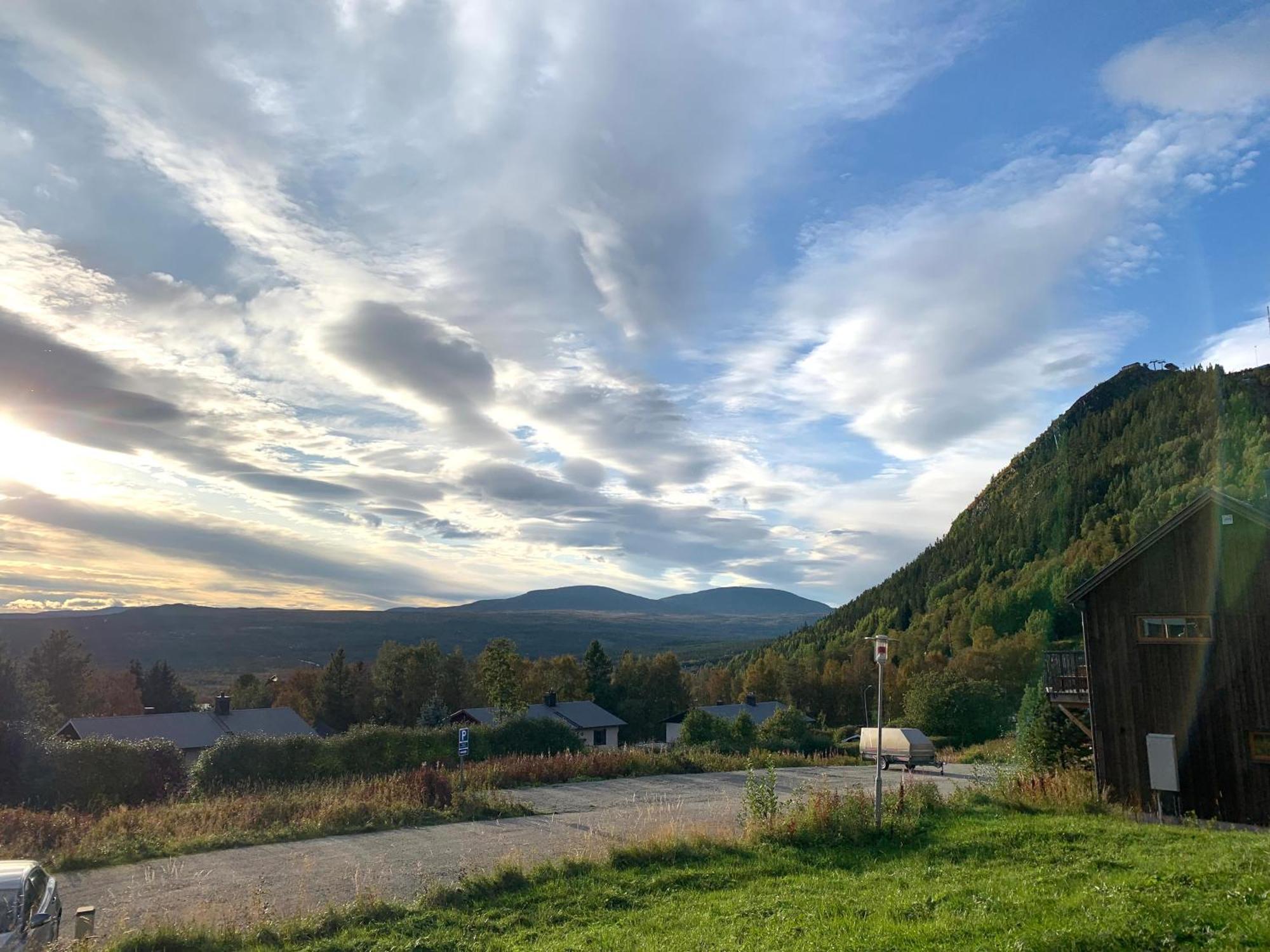 Funaesdalsporten Roeda Husen Funaesdalen Exterior foto